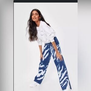 NastyGal Bleached High Waisted Straight Leg Jeans size 4 new with tag